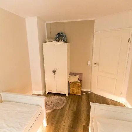 Ferienwohnung Landhaus Swisttal - In Der Naehe Phantasialand Bruehl Und Palmenparadies Therme Euskirchen Esterno foto