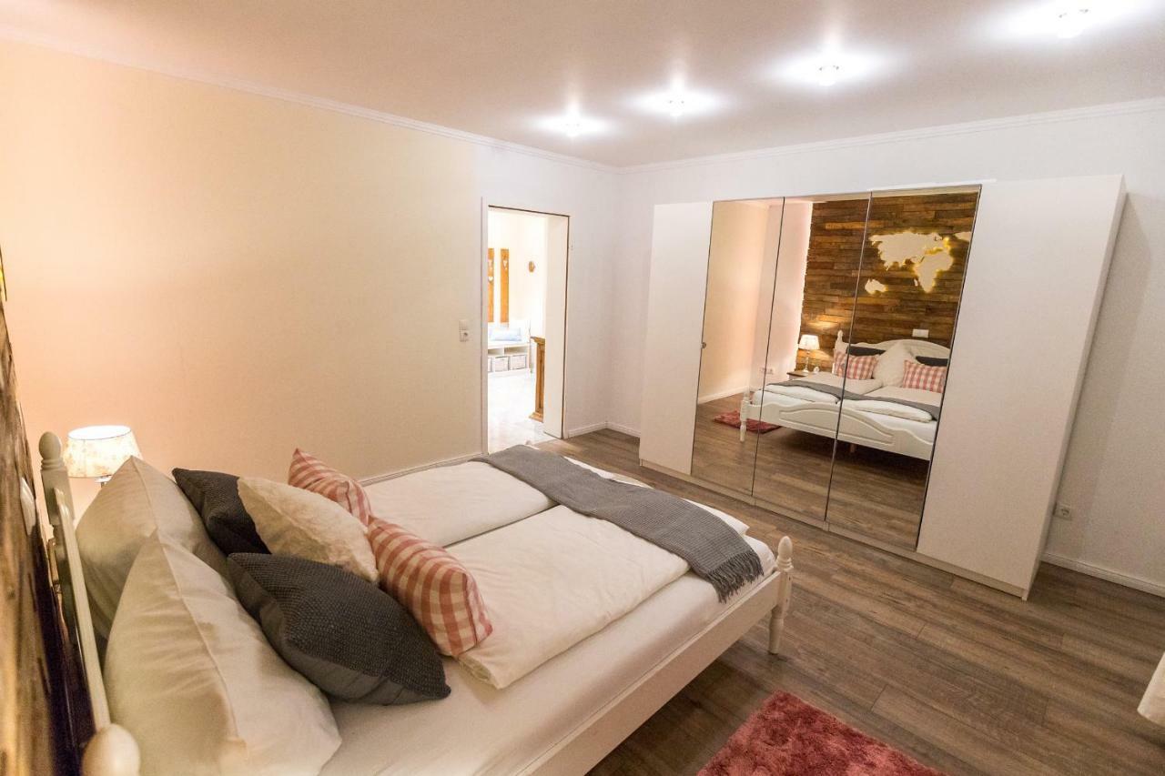 Apartment - In Der Naehe Phantasialand Bruehl Und Palmenparadies Therme Euskirchen *